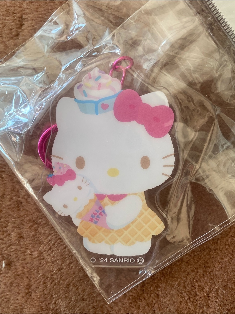 New Sanrio Hello Kitty Ice Cream Acrylic Keychain Cute Bag Charm Sweet Dessert